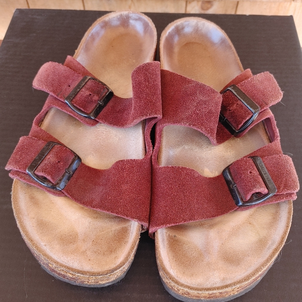 Birkenstocks Arizona, red suede, size 41